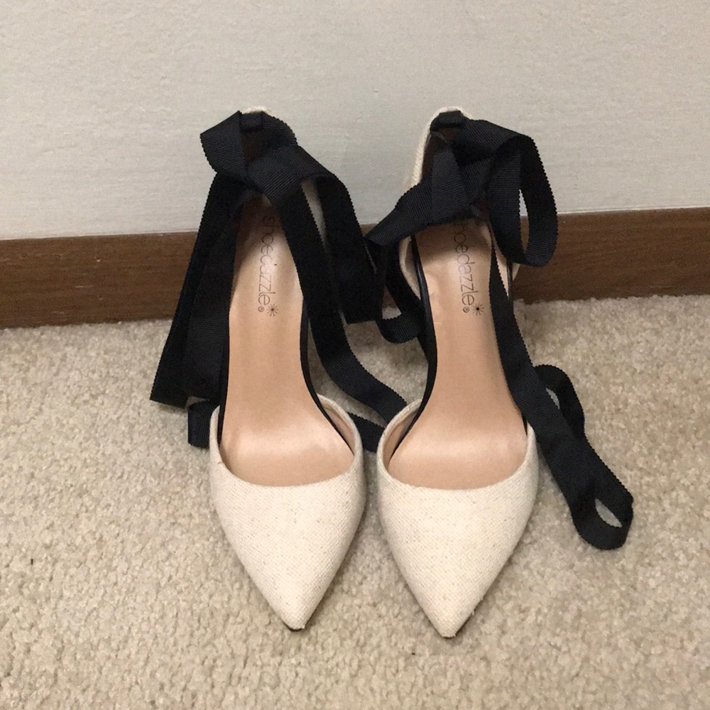 Shoe Dazzle Alexandria Heels